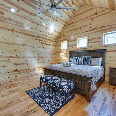 Luxe Broken Bow Cabin Game Room, Fire Pit And Deck! Esterno foto